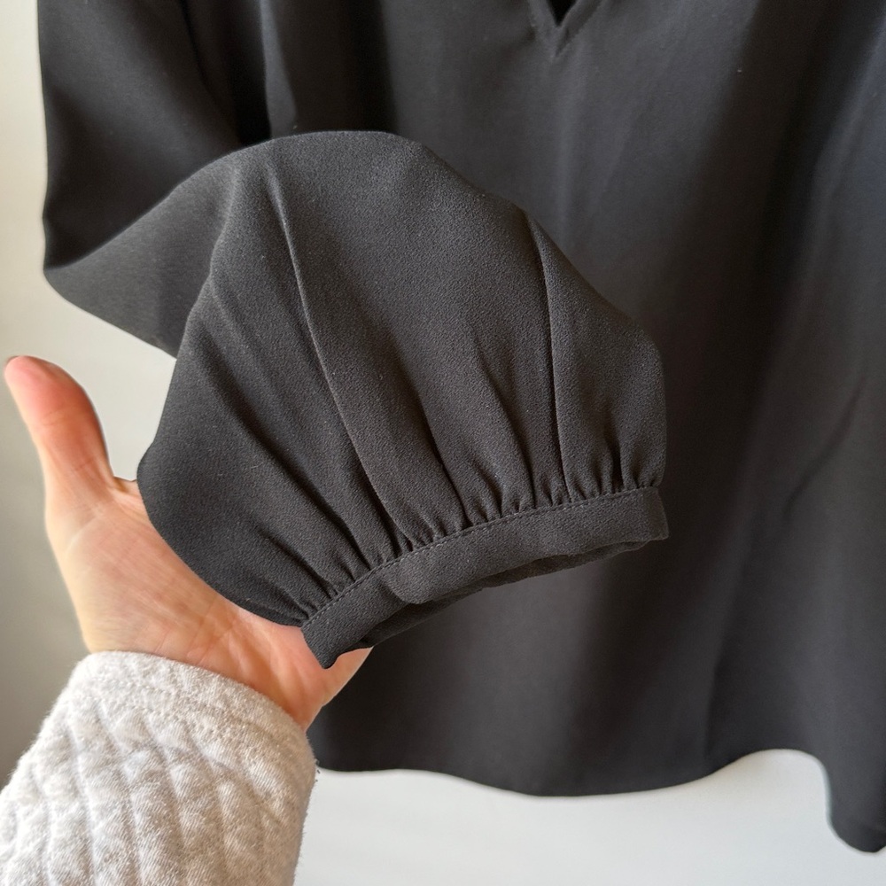 J.‎ Crew Drapey Ruffleneck Black Blouse in 365 Crepe - Picture 4 of 8
